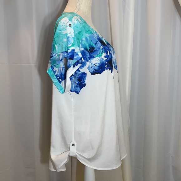 NWOT! Calvin Klein Floral Blouse - Picture 9 of 10
